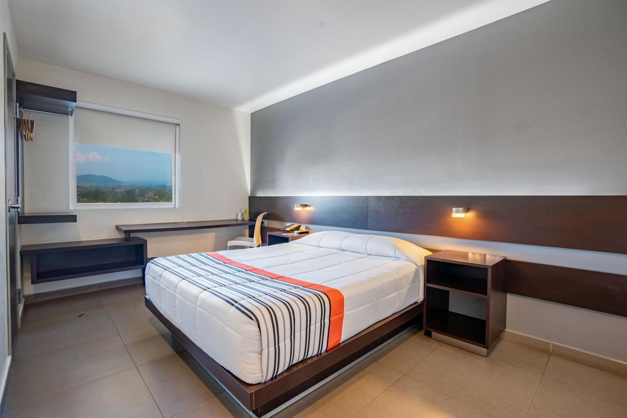 City Express Junior By Marriott Aguascalientes Centro Luaran gambar