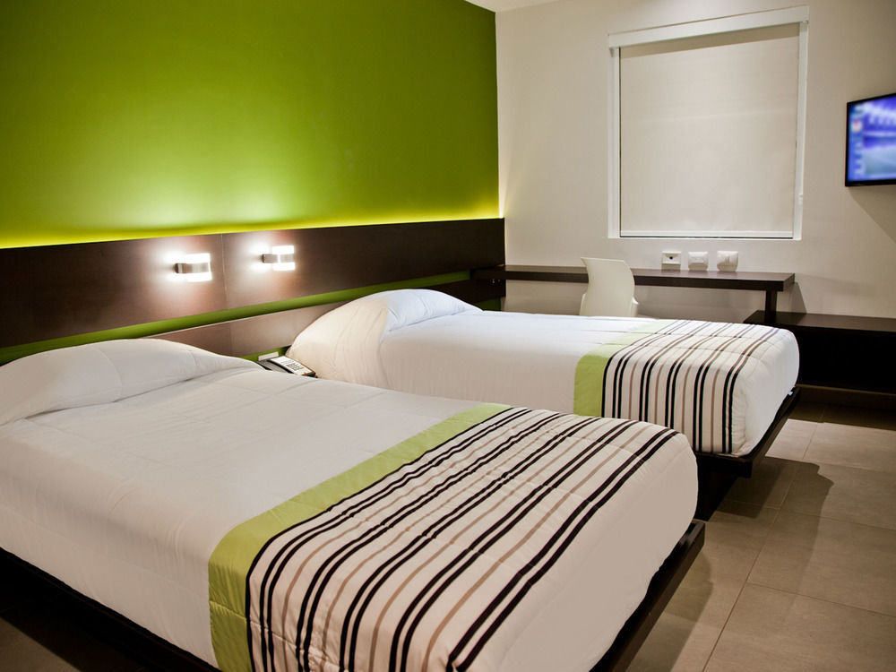 City Express Junior By Marriott Aguascalientes Centro Luaran gambar